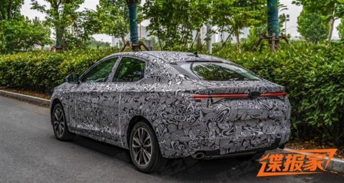 新车，江淮全新轿车