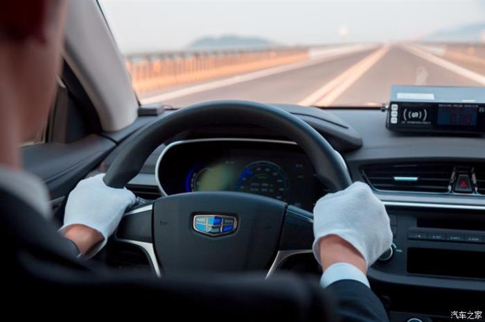 网约车，曹操出行,曹操出行昆明，曹操出行网约车平台公司