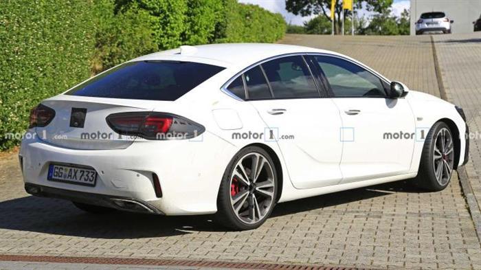 新款欧宝英速亚谍照,欧宝英速亚