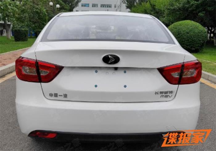 新车，新特MEV 100