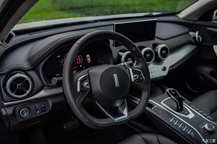 新车，WEY VV7 GT亮相