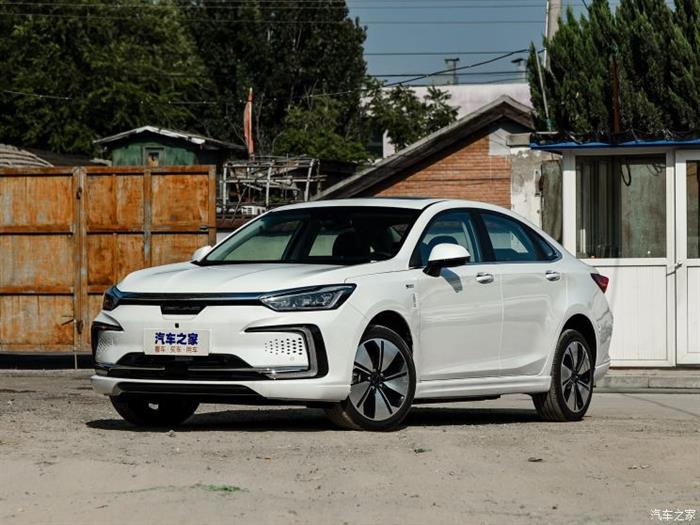 新车，北汽新能源EU7上市