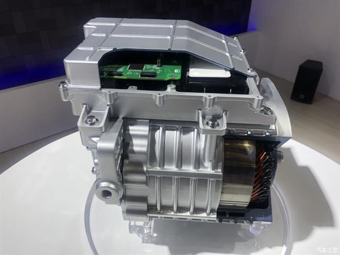 中国三合一电驱动