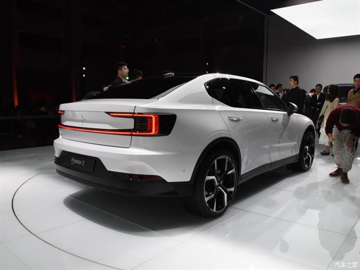 极星2,Polestar 2，沃尔沃极星，沃尔沃Polestar