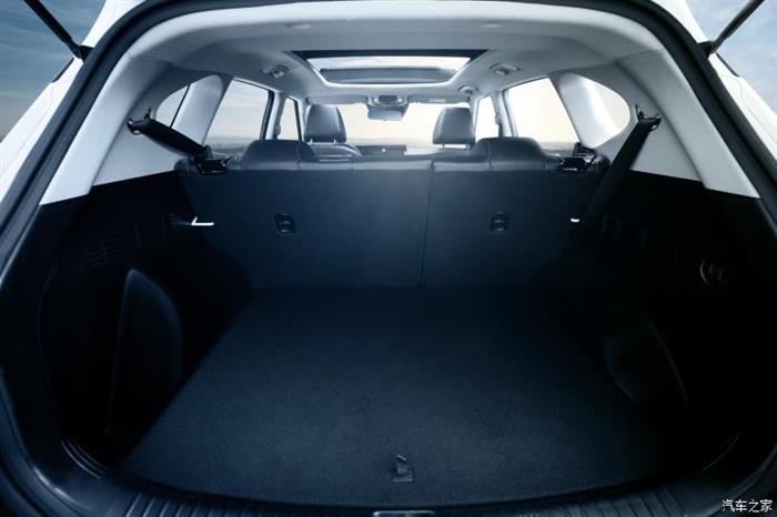 新车，起亚全新傲跑内饰,起亚全新傲跑上市