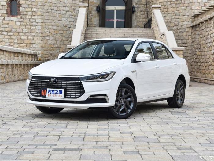 销量，比亚迪，电池，比亚迪秦EV,比亚迪车市关键期