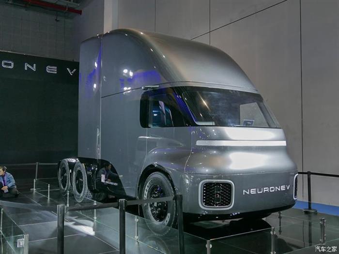 进博会,Neuron EV T-ONE