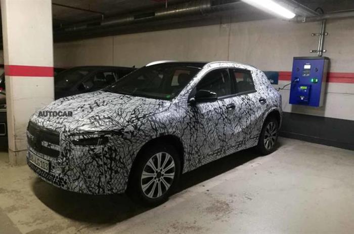 奔驰EQA测试车谍照