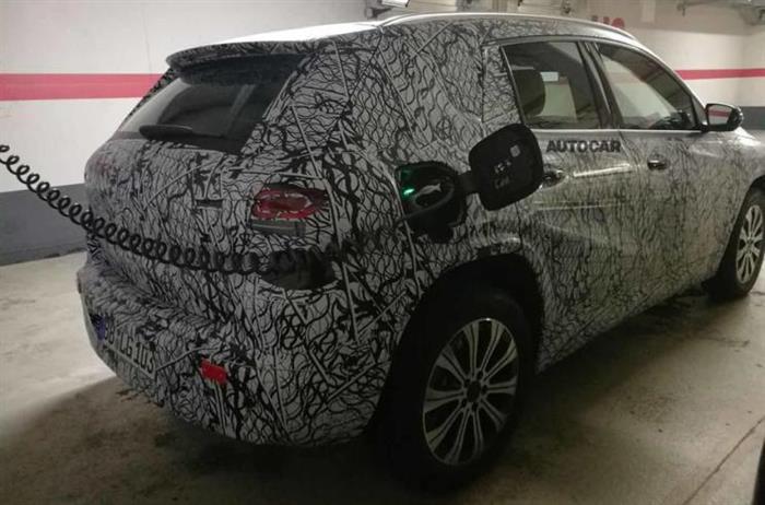 奔驰EQA测试车谍照