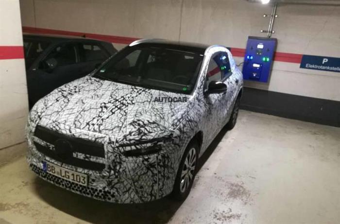 奔驰EQA测试车谍照