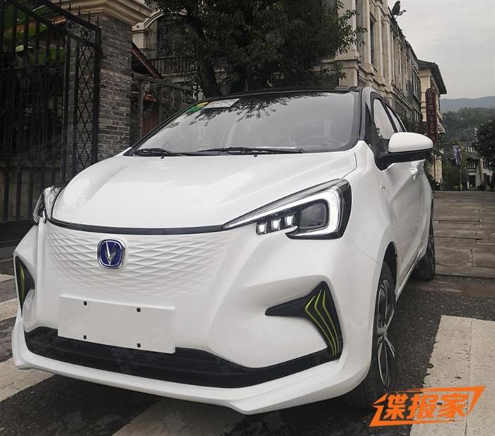 奔奔，长安奔奔E-Star谍照