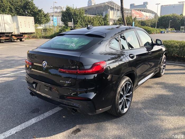 新车，宝马X4