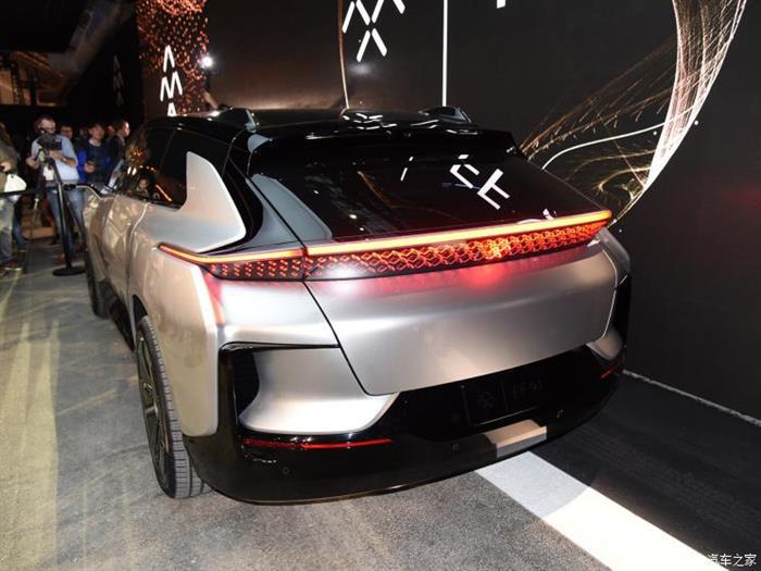 Faraday Future FF 91内饰官图