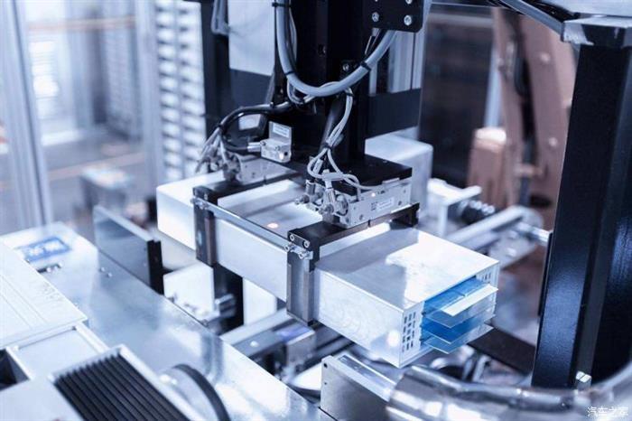 电动汽车，电池，奥迪比亚迪