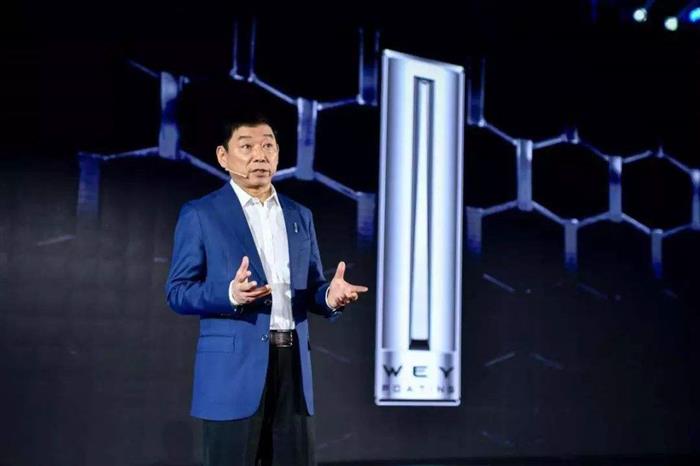 柳燕离职WEY品牌，下一站中汽协副秘书长