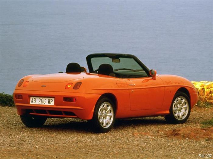 保时捷911,日产GTR