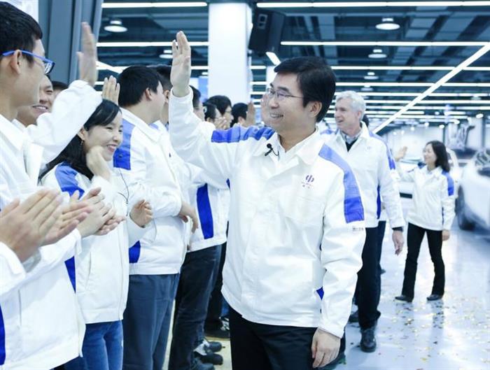 华人运通,高合HiPhi 1