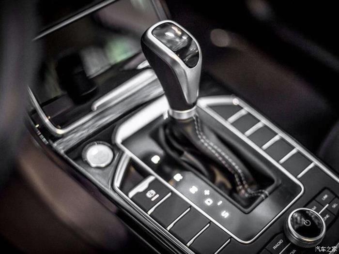 一汽森雅R8上市,一汽森雅R8售价