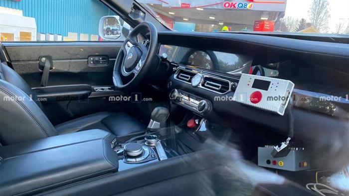 SUV，Aurus Komendant