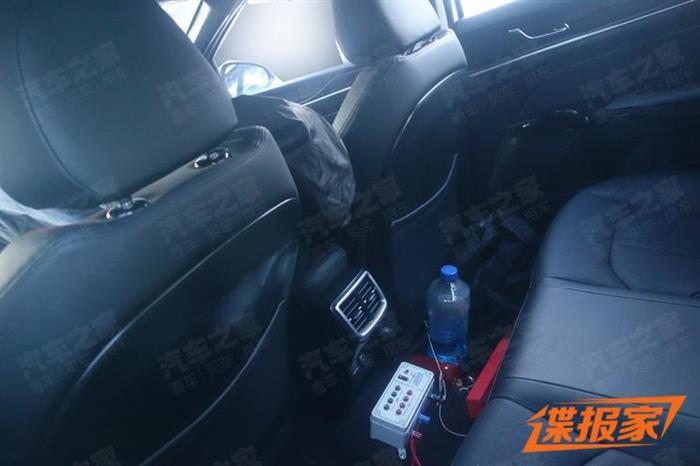 起亚K5，新起亚K5/新K3纯电版