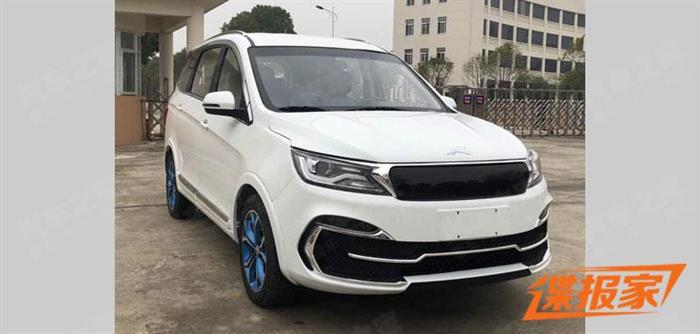 刺猬汽车小猬EV400