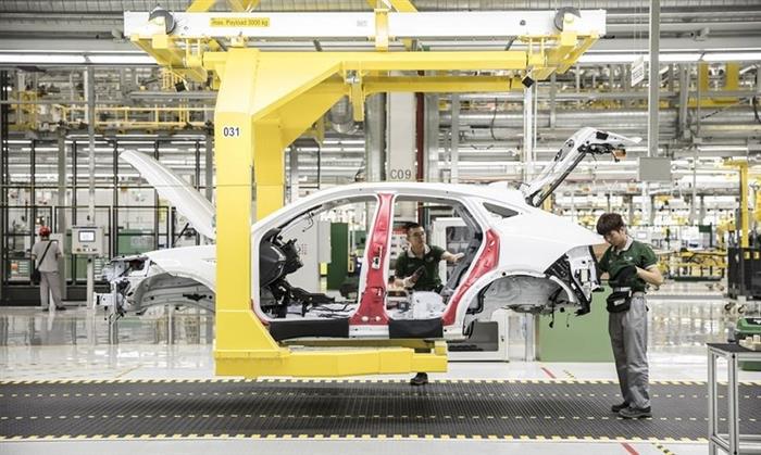 疫情，捷豹路虎预警