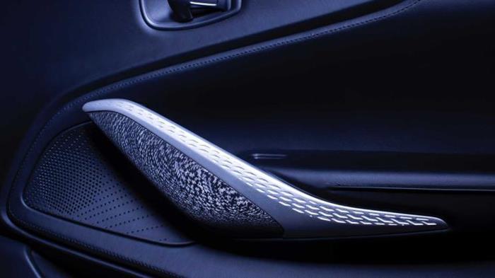 阿斯顿&middot;马丁DBX,新车