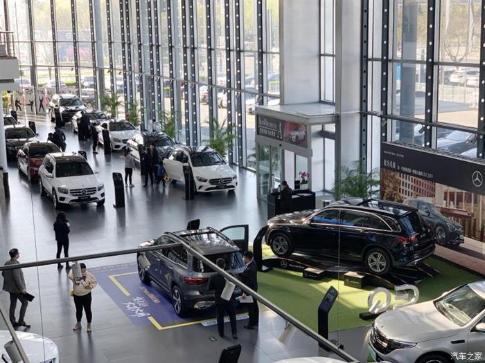 疫情，奔驰进口车库存量,大众停产,戴姆勒停产，宝马停产，通用停产，福特停产