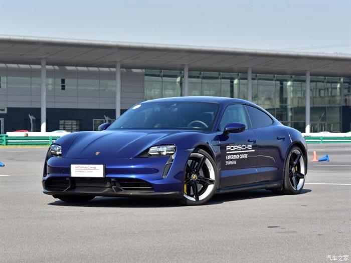 保时捷taycan turbo s