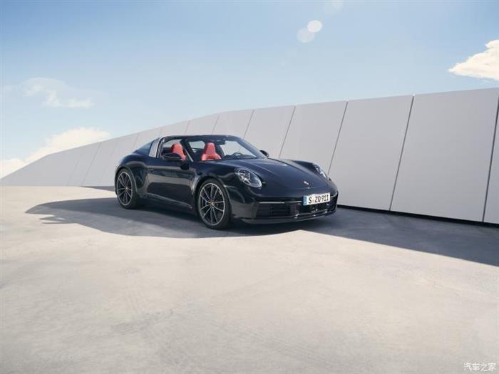 新车，保时捷全新911 targa 4/4s