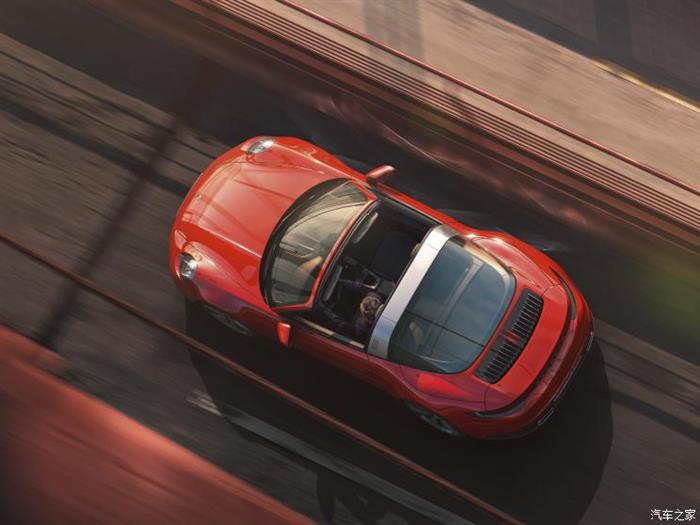 新车，保时捷全新911 targa 4/4s