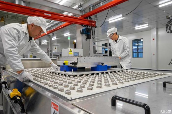 电池，伟巴斯特，伟巴斯特动力电池