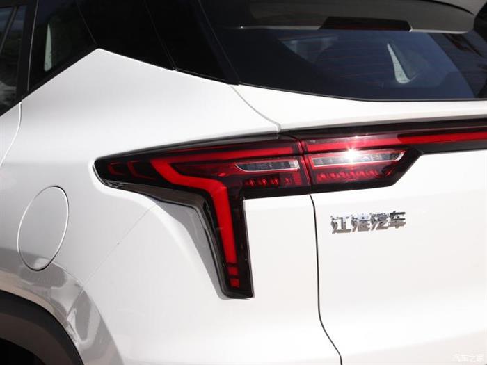 新车，江淮