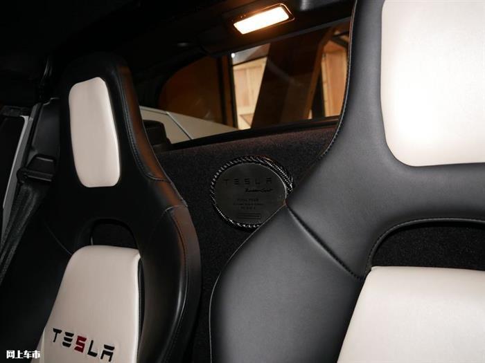 特斯拉，特斯拉敞篷版,Lotus Roadster