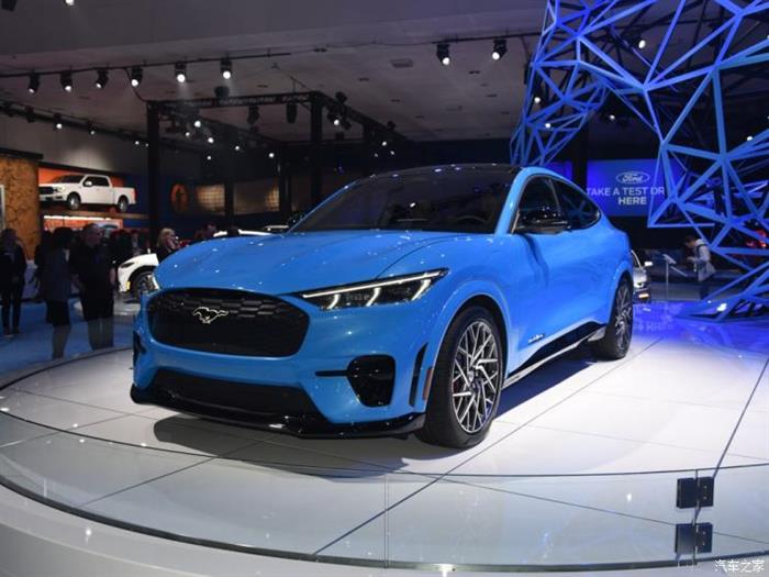 福特(进口) Mustang Mach-E 2020款 GT长续航全驱版