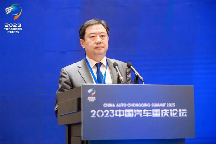 中国汽车出海：不仅要“走出去”，更要“走上去”