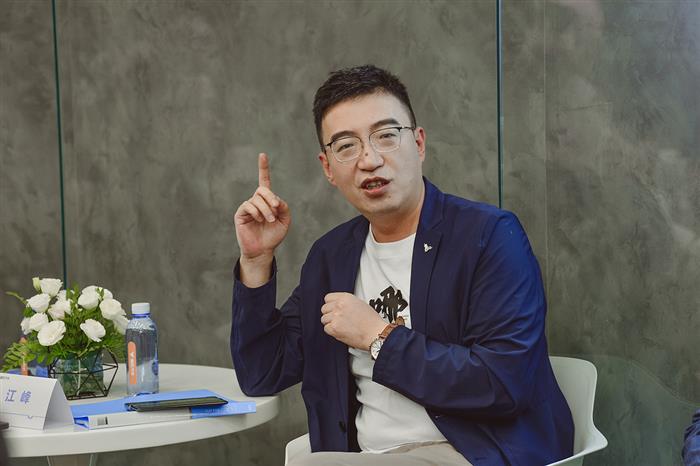 哪吒汽车江峰：不能简单靠价格，我们要用实力说话