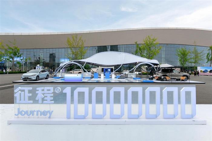 征程芯片量产突破1000万，地平线成首个千万级智驾科技玩家