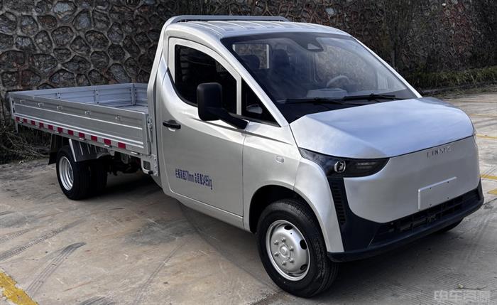 货拉拉第二款车要来了，你买不买？