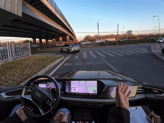 燃油车的智驾，真的能用吗？一汽奥迪A5L智驾实测