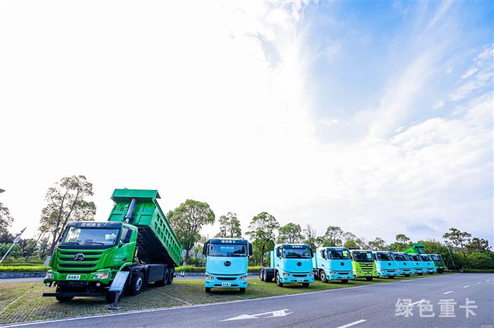 车企头疼、运营商止步，电动重卡租赁为何难以开展？