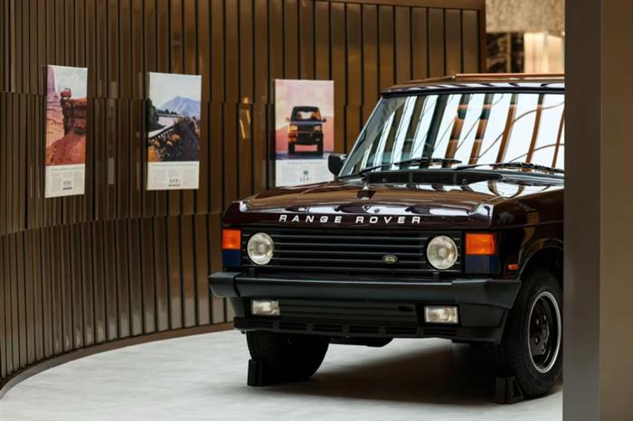 56年来，揽胜一直在回答同一个问题：什么是豪华SUV