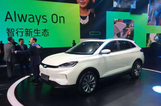 蔚來ES8,沈暉