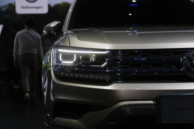 上汽大众，上汽大众THARU,上汽大众THARU嵌入式显示屏