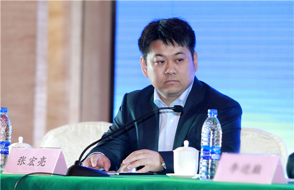 华泰汽车,华泰成为曙光控股股东 华泰汽车,华泰成为曙光控股股东