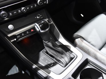 新车,奥迪Q3,国产新奥迪Q3内饰谍照,一汽奥迪新车尚持,国产新奥迪Q3动力 新车,奥迪Q3,国产新奥迪Q3内饰谍照,一汽奥迪新车尚持,国产新奥迪Q3动力