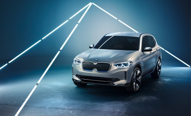 BMW新能源官宣：“談情說i”