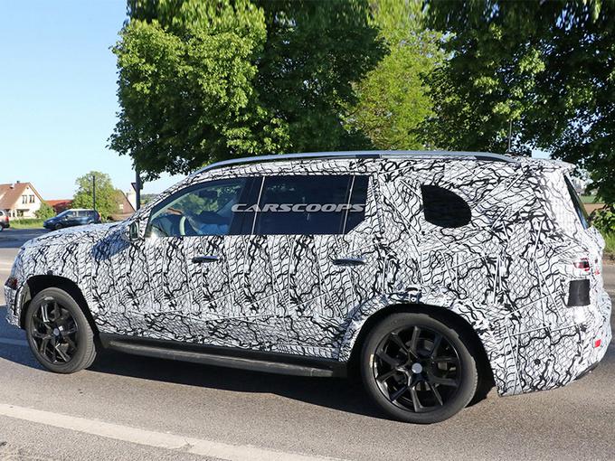 新车，奔驰新车