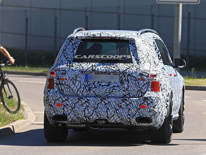 新车，奔驰新车