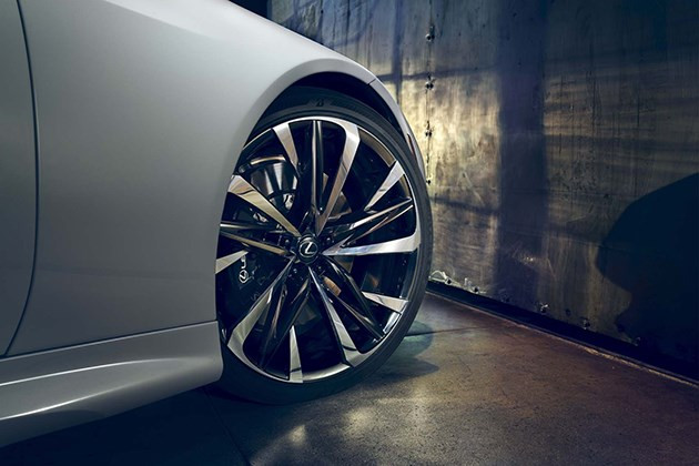 新车，雷克萨斯新车